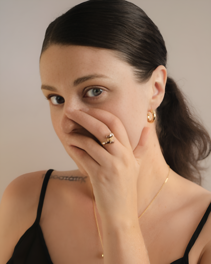 Sophia - Hollow Hoops