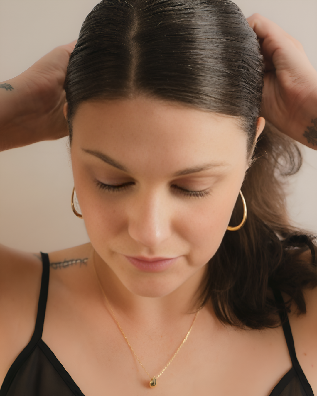 Elara - Hoop Earrings