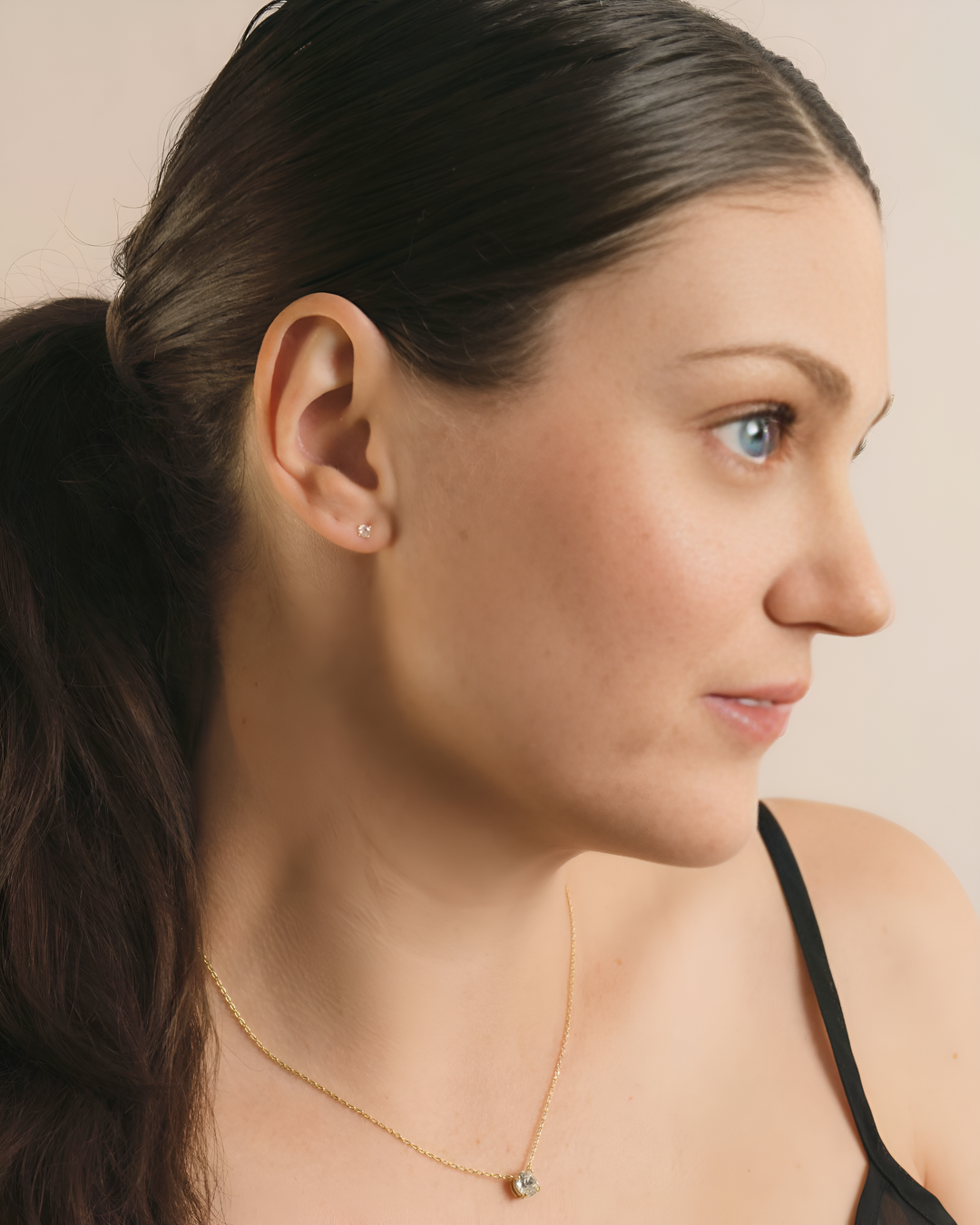Amara - Stud Earrings