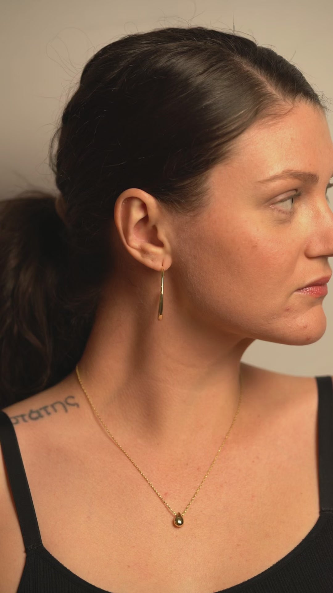 Elara - Hoop Earrings